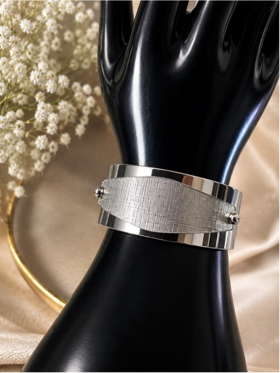 Unbranded Jewelry - Silver Tone Wide Cuff Bracelet Textured Modern‎ Statement Jewelry